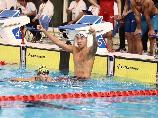 Ngôi sao Việt kiều cao 1m95 của đội tuyển bơi được kỳ vọng thay màu huy hương tại SEA Games 32 - Ảnh 1.