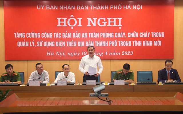 Hà Nội: Lãnh đạo chính quyền cơ sở chịu trách nhiệm nếu để xảy ra cháy, nổ gây thiệt hại nghiêm trọng - Ảnh 1.