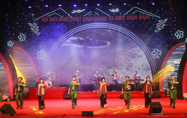 Ca khúc cách mạng mang tinh thần tập thể, tiếng nói của dân tộc Việt Nam - Ảnh 7.