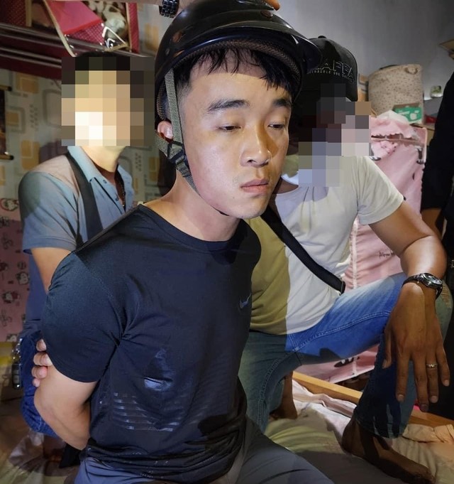 35 giờ truy bắt đối tượng cầm súng cướp ngân hàng ở Đà Nẵng - Ảnh 1.