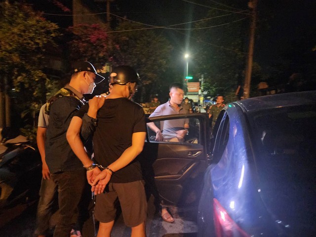 35 giờ truy bắt đối tượng cầm súng cướp ngân hàng ở Đà Nẵng - Ảnh 5.