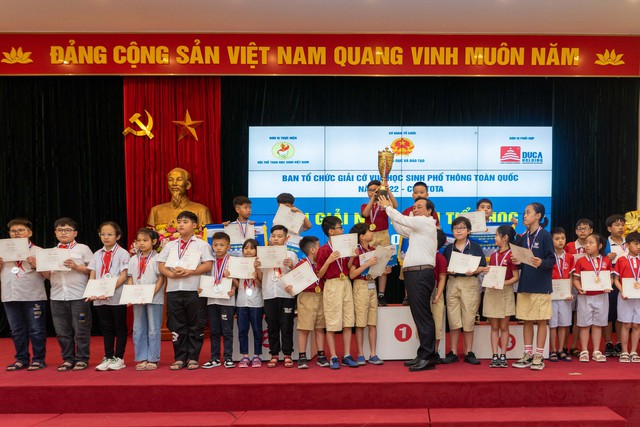 Hà Nội đoạt giải cao Giải Cờ vua học sinh phổ thông toàn quốc năm 2022 - Cup TOTA - Ảnh 1.