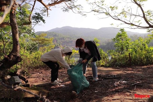Hơn 700 tình nguyện viên tham gia làm sạch bán đảo Sơn Trà  - Ảnh 7.
