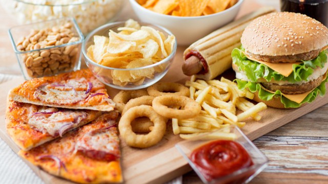 Phát hiện 3 'thủ phạm' trong bữa ăn khiến tiểu đường gia tăng toàn cầu - Ảnh 1.