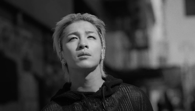 &quot;Bóc&quot; MV chủ đề của Taeyang: Loạt ẩn ý về BIGBANG, báo hiệu về hồi kết không trở lại của nhóm nhạc biểu tượng?  - Ảnh 2.