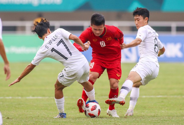 'Chiêu lạ' ngày nào của thầy Park sẽ là cứu cánh cho HLV Troussier tại SEA Games 32? - Ảnh 1.