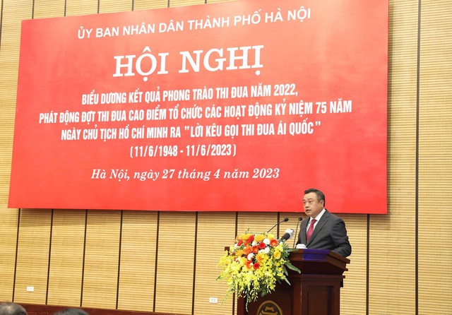 Hà Nội phát động đợt thi đua cao điểm kỷ niệm 75 năm Ngày Chủ tịch Hồ Chí Minh ra ''Lời kêu gọi thi đua ái quốc'' - Ảnh 1.