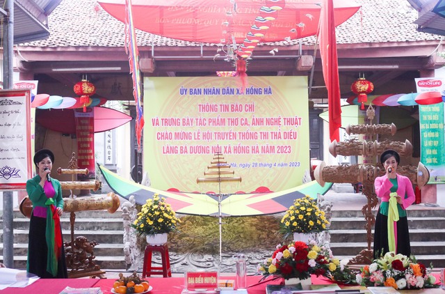 Về làng Bá Dương Nội xem lễ hội thi thả Diều truyền thống - Ảnh 3.