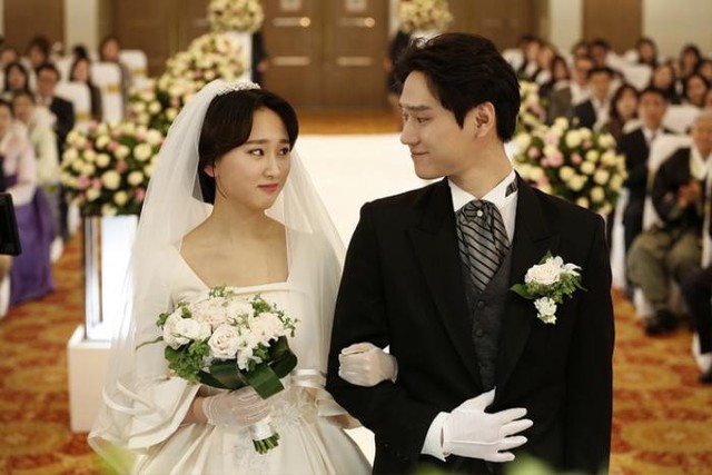 Cặp đôi &quot;nàng lạnh lùng - chàng sôi nổi&quot; nổi tiếng phim Hàn, cái tên cuối gây rung động một thời - Ảnh 5.