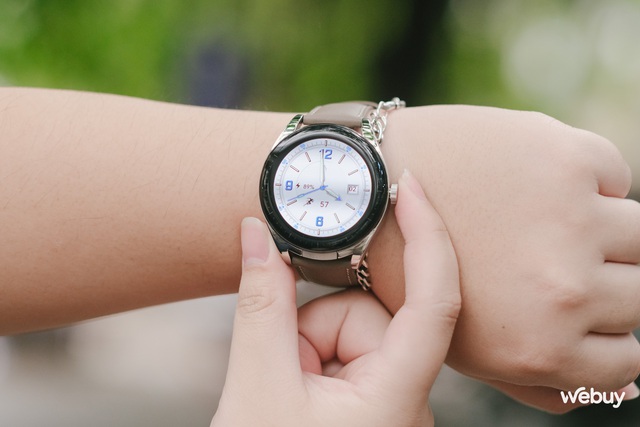 Huawei Watch Buds: Ý tưởng độc đáo kết hợp smartwatch và tai nghe không dây nhưng liệu có đáng mua? - Ảnh 3.