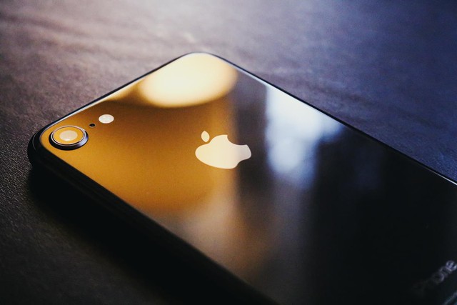 Những chiếc iPhone và iPad nào có thể sẽ không lên được iOS 17? - Ảnh 2. Những chiếc iPhone và iPad nào có thể sẽ không lên được iOS 17? - Ảnh 2.