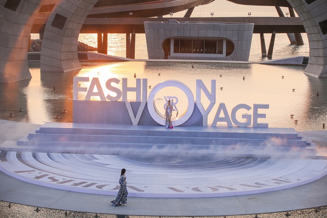 Sun Group và Sun Property tài trợ độc quyền Fashion Voyage 5 tại Thị trấn Hoàng Hôn - Ảnh 4.
