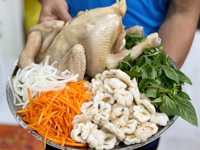 Loại trái cây được vua ban tên đang gây ‘sốt’ với món gỏi gà, giúp Việt Nam kiếm được trăm triệu USD - Ảnh 1.