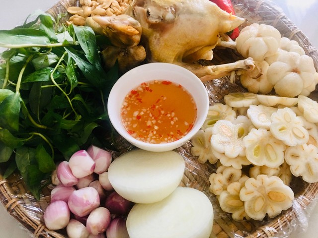 Loại trái cây được vua ban tên đang gây ‘sốt’ với món gỏi gà, giúp Việt Nam kiếm được trăm triệu USD - Ảnh 2.