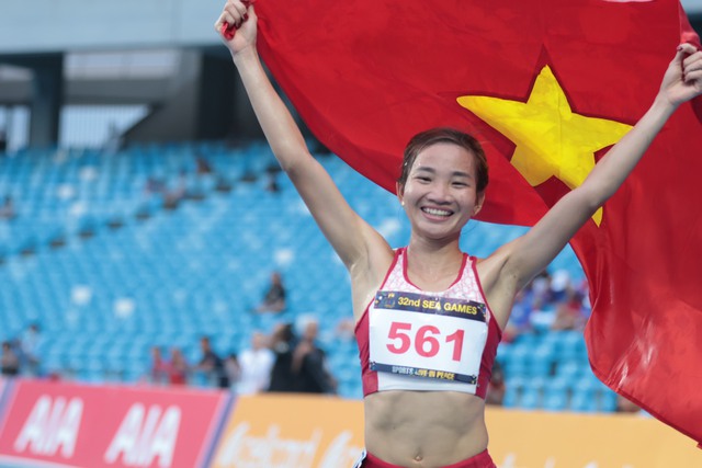 [Trực tiếp] SEA Games 32 ngày thi đấu 12/5: Nguyễn Thị Oanh giành HCV thứ 4 tại SEA Games 32 - Ảnh 8.