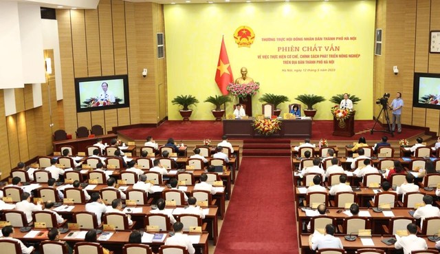 Phiên chất vấn của Thường trực HĐND TP Hà Nội: Lựa chọn &quot;đúng và trúng&quot; vấn đề  - Ảnh 1.