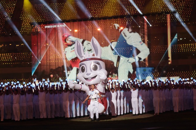 Lễ bế mạc SEA Games 32: Kỳ Đại hội thành công trên nhiều phương diện của nước chủ nhà Campuchia - Ảnh 6.