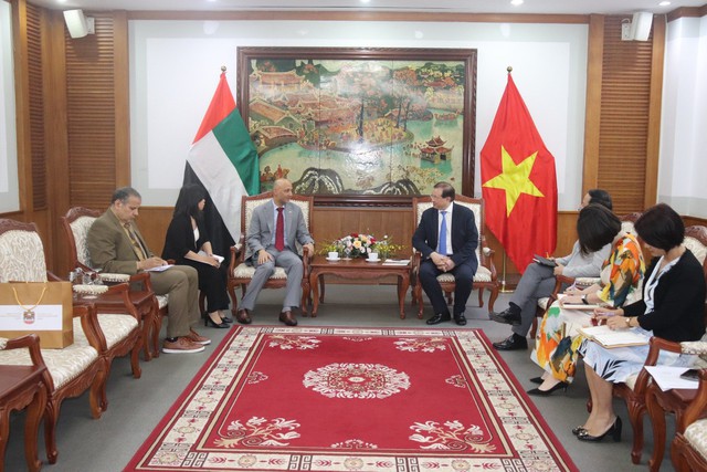 Thúc đẩy hợp tác VHTTDL giữa Việt Nam và UAE - Ảnh 1.