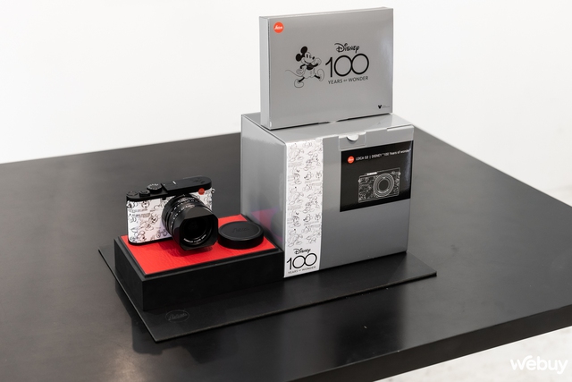 Đi tìm chi tiết đặc biệt trên máy ảnh Leica Q2 phiên bản đặc biệt Disney '100 Năm Kỳ Diệu' - Ảnh 2.
