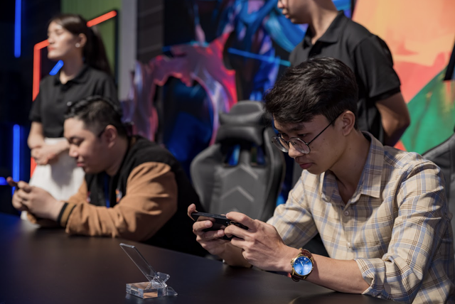 Cách Galaxy A &quot;sạc&quot; năng lượng tích cực cho giới trẻ - Ảnh 2.