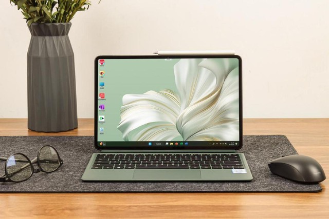 Huawei ra mắt MateBook E 2023 với màn hình OLED 120Hz, giá từ 25 triệu đồng, sẽ là đối thủ của Surface Pro? - Ảnh 1.