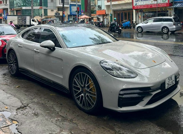 Porsche Panamera Turbo S độc nhất Việt Nam của ông Đặng Lê Nguyên Vũ rao bán: ODO gây ngạc nhiên, có dàn loa lên tới 400 triệu đồng - Ảnh 2.