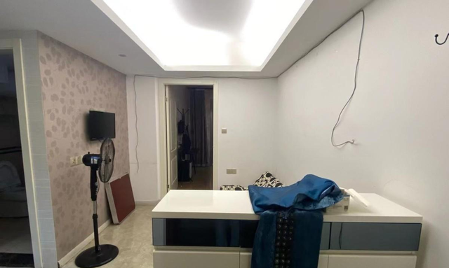 Cô gái tự tay "lột xác" nhà cũ đẹp ngỡ ngàng chỉ với 66 triệu đồng - Ảnh 1. Cô gái tự tay "lột xác" nhà cũ đẹp ngỡ ngàng chỉ với 66 triệu đồng - Ảnh 1.