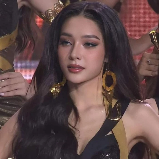 Mỹ nhân đang gây sốt tại The New Mentor: Từng "chiếm sóng" cả Hoa hậu Thiên Ân sau chung kết Miss Grand Vietnam - Ảnh 2.