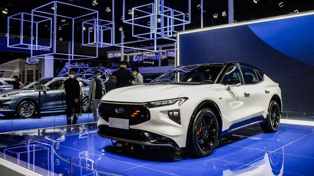Ford không sợ Toyota làm xe điện, Trung Quốc mới khiến họ e dè - Ảnh 1.