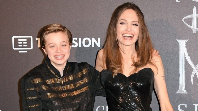 Ái nữ nhà Jolie-Pitt gần tuổi trưởng thành: linh hoạt giới tính trong thời trang, hứa hẹn nối nghiệp nghệ thuật của cha mẹ - Ảnh 4.