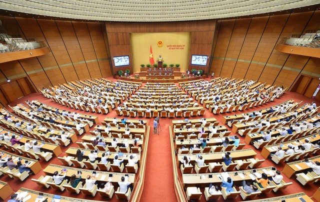 Đại biểu Quốc hội đề nghị xây dựng một bộ lễ phục truyền thống cho người Việt - Ảnh 2.
