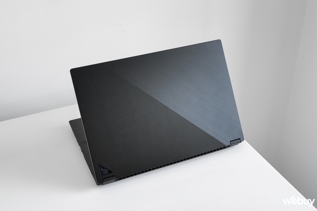 Đây là ASUS ROG Flow X16: Laptop gaming xoay gập mạnh nhất thế giới, giá 65,99 triệu đồng - Ảnh 2.
