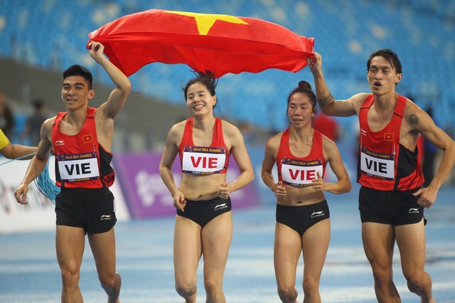 [Trực tiếp] SEA Games 32 ngày thi đấu 8/5: Điền kinh Việt Nam vô địch 4x400m tiếp sức hỗn hợp - Ảnh 4.