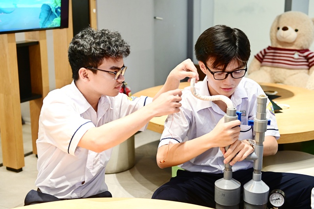 Nâng bước tài năng trẻ với Solve for Tomorrow 2023, Samsung khẳng định cam kết nâng tầm STEM Việt  - Ảnh 3.