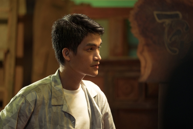 Kiều Minh Tuấn thể hiện tài võ thuật trong phim mới, tạo hình khác biệt khiến khán giả ngỡ ngàng - Ảnh 3.
