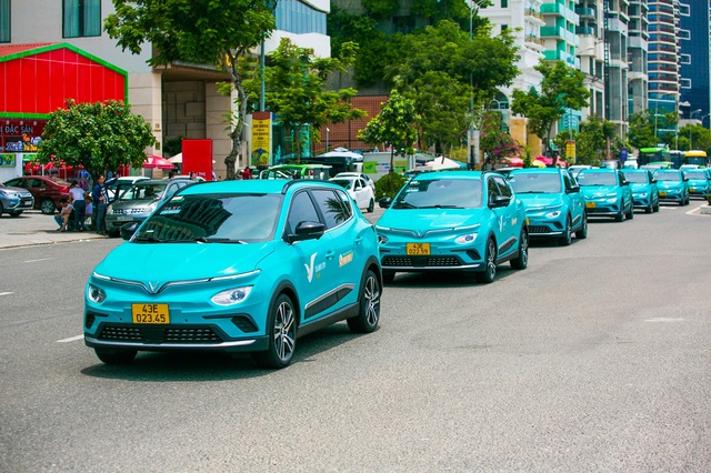 Taxi xanh SM khai trương dịch vụ tại Đà Nẵng - Ảnh 3.