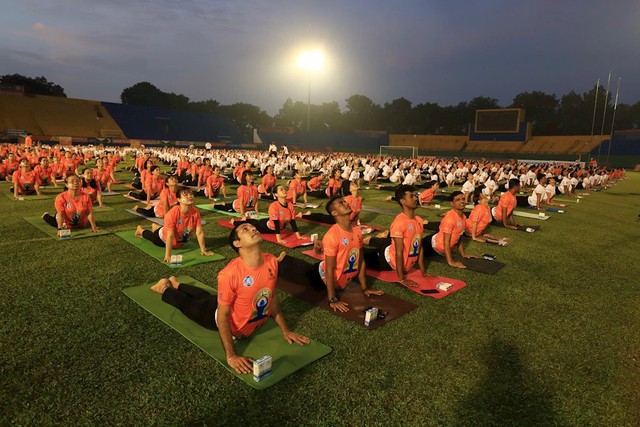 Bình Dương: Hơn 1.000 người tham gia đồng diễn Ngày Quốc tế Yoga lần thứ 9 năm 2023 - Ảnh 7.