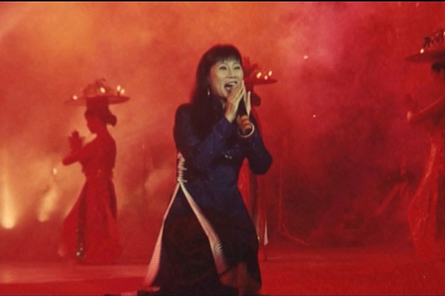 NSND Lê Dung: Ngoài tài năng Diva còn là người thầy đạo đức, tử tế của nhiều thế hệ nghệ sĩ - Ảnh 1.