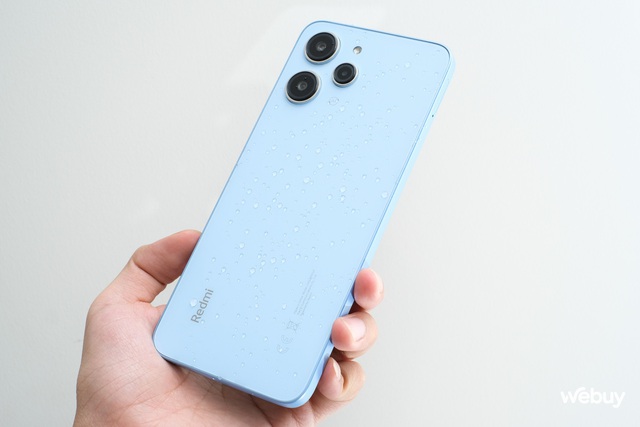Đánh giá Redmi 12: Smartphone giá 4 triệu đồng không có đối thủ! - Ảnh 3.