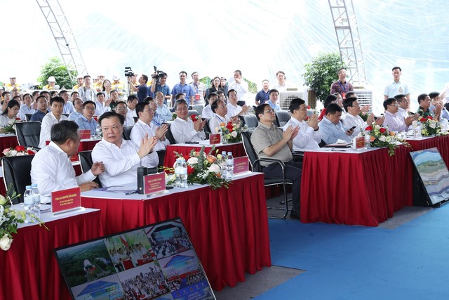 Chủ tịch Hà Nội: Kết quả thực hiện dự án Vành đai 4 là &quot;thước đo&quot; năng lực lãnh đạo, là uy tín của thành phố - Ảnh 1.