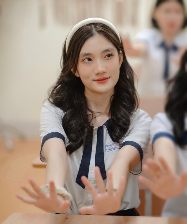 Nỗi niềm sĩ tử và người nhà lớp 12 trước kỳ thi tốt nghiệp THPT: Con căng thẳng, bố mẹ chuẩn bị từ A-Z cho con - Ảnh 2.