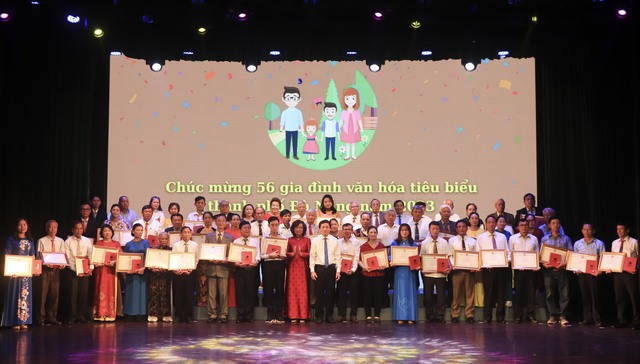 Đà Nẵng tuyên dương 56 gia đình văn hóa tiêu biểu - Ảnh 1.