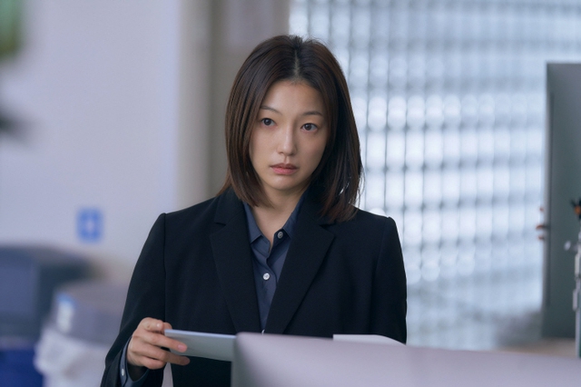Nữ chính phim Hàn vừa có tỷ suất người xem tăng 16 hạng, diễn gần 15 năm mới thoát kiếp vai phụ - Ảnh 2.