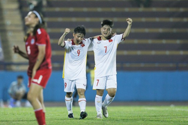 U20 nữ Việt Nam chiến thắng thuyết phục U20 nữ Li-băng, giành quyền vào VCK giải U20 nữ châu Á 2024. - Ảnh 2.