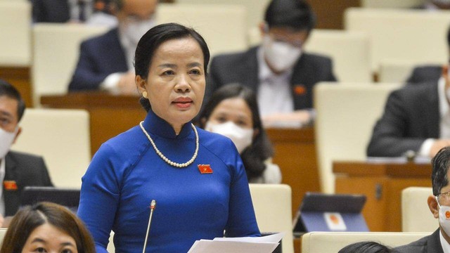 Bộ trưởng Bộ GDĐT Nguyễn Kim Sơn trả lời một số nội dung ĐBQH Nguyễn Thị Kim Thúy - Ảnh 1.