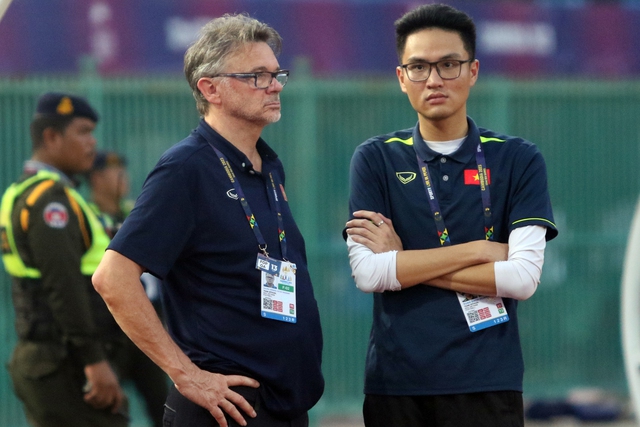 Háo hức chờ đấu Việt Nam, sao nhập tịch gốc Phi lỡ hẹn với tuyển Hong Kong vì lý do đáng tiếc - Ảnh 2.