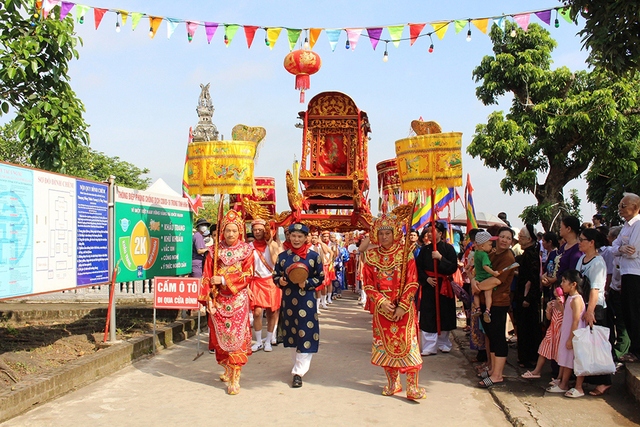 Lễ hội truyền thống Đình Chèm: Khơi dậy truyền thống lịch sử, văn hóa đặc sắc của quê hương - Ảnh 1.