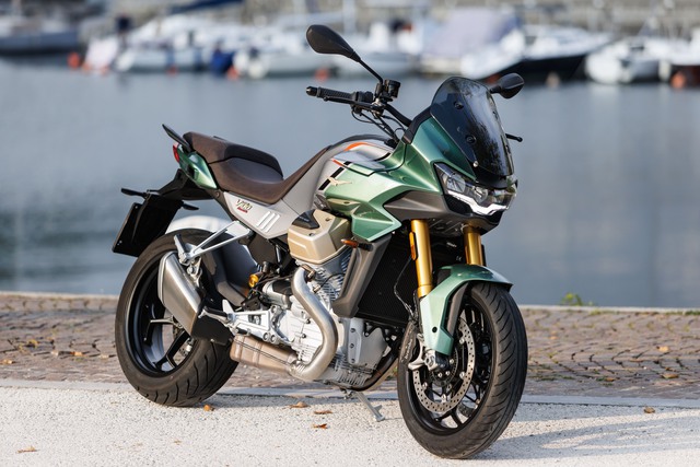 Moto Guzzi V100 Mandello ra mắt: Áp dụng hệ thống khí động học, sẽ ra mắt Việt Nam trong tháng 8 tới - Ảnh 1.