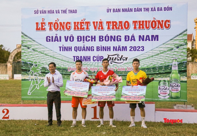 Ghi nhận tại giải bóng đá tranh Cúp Huda năm 2023 tại tỉnh Quảng Bình - Ảnh 7.