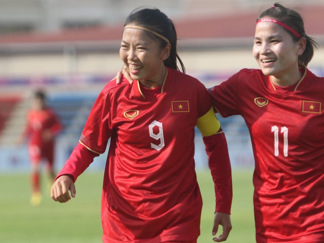 Huỳnh Như sánh ngang 5 ngôi sao châu Á, được kỳ vọng sẽ giúp tuyển nữ Việt Nam gây bất ngờ trước Mỹ - Ảnh 2.